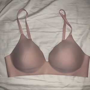 B’Tempted by Wacoal Wire-Free t-shirt bra